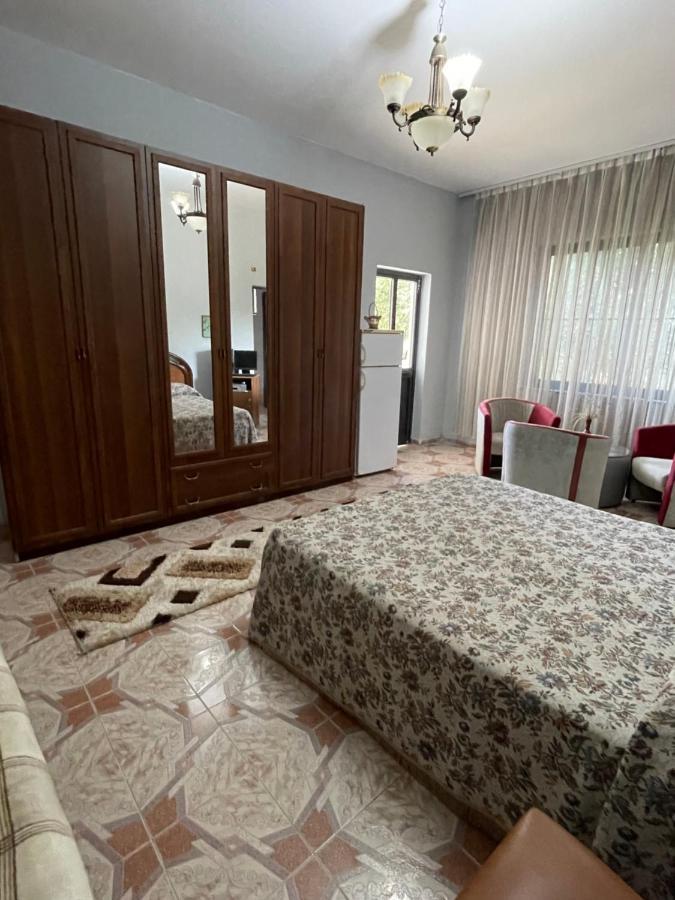 Vila Briart Apartamento Durrës Exterior foto