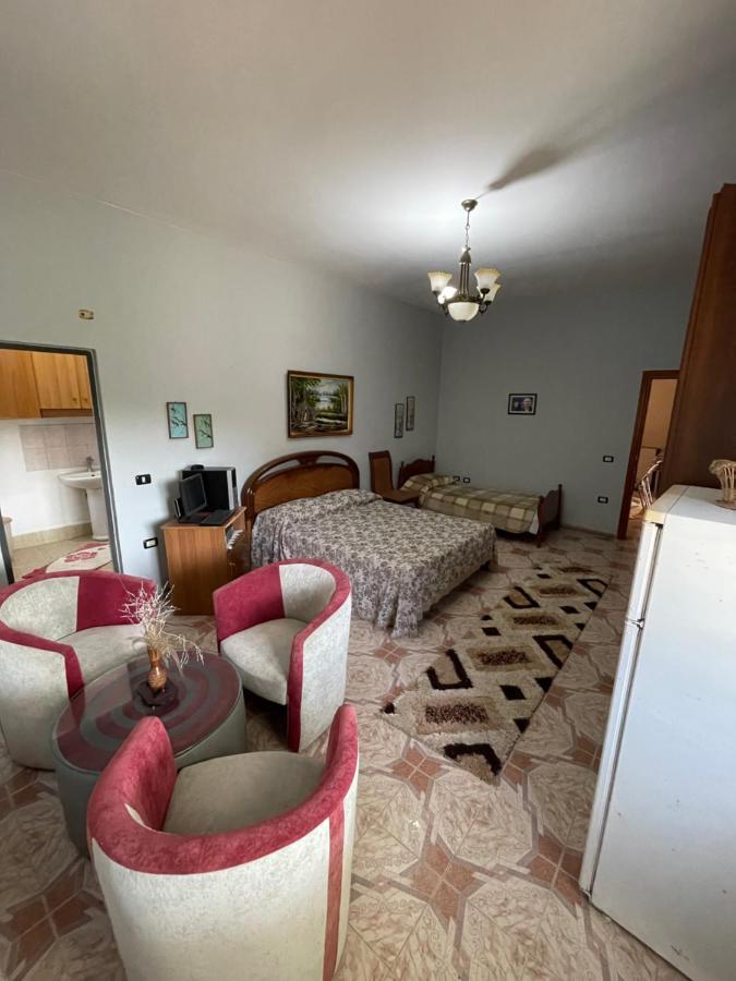 Vila Briart Apartamento Durrës Exterior foto