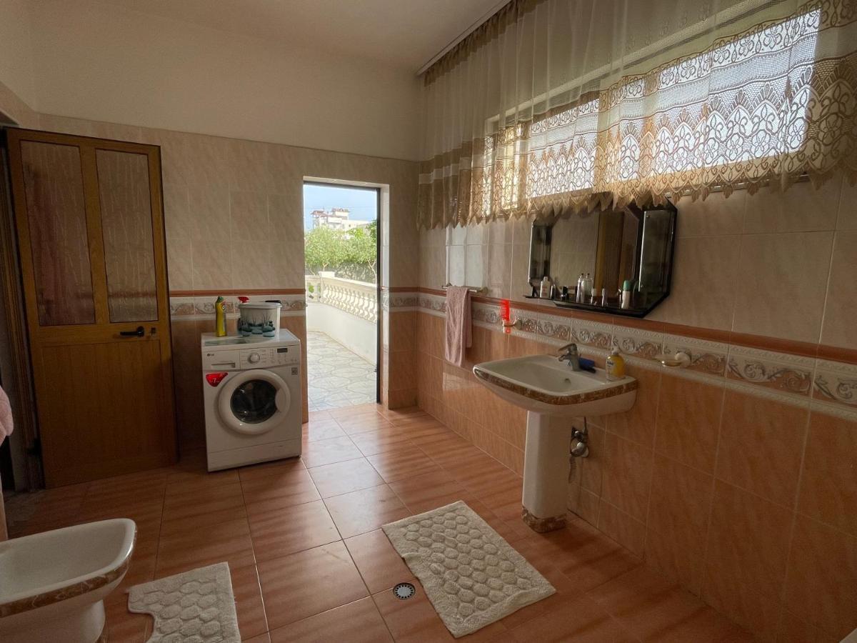 Vila Briart Apartamento Durrës Exterior foto