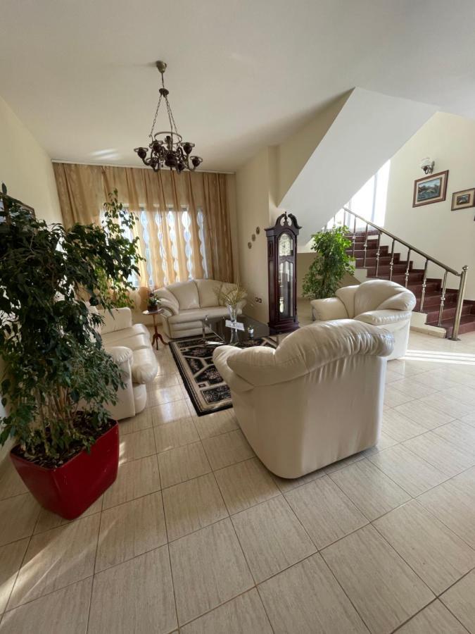Vila Briart Apartamento Durrës Exterior foto